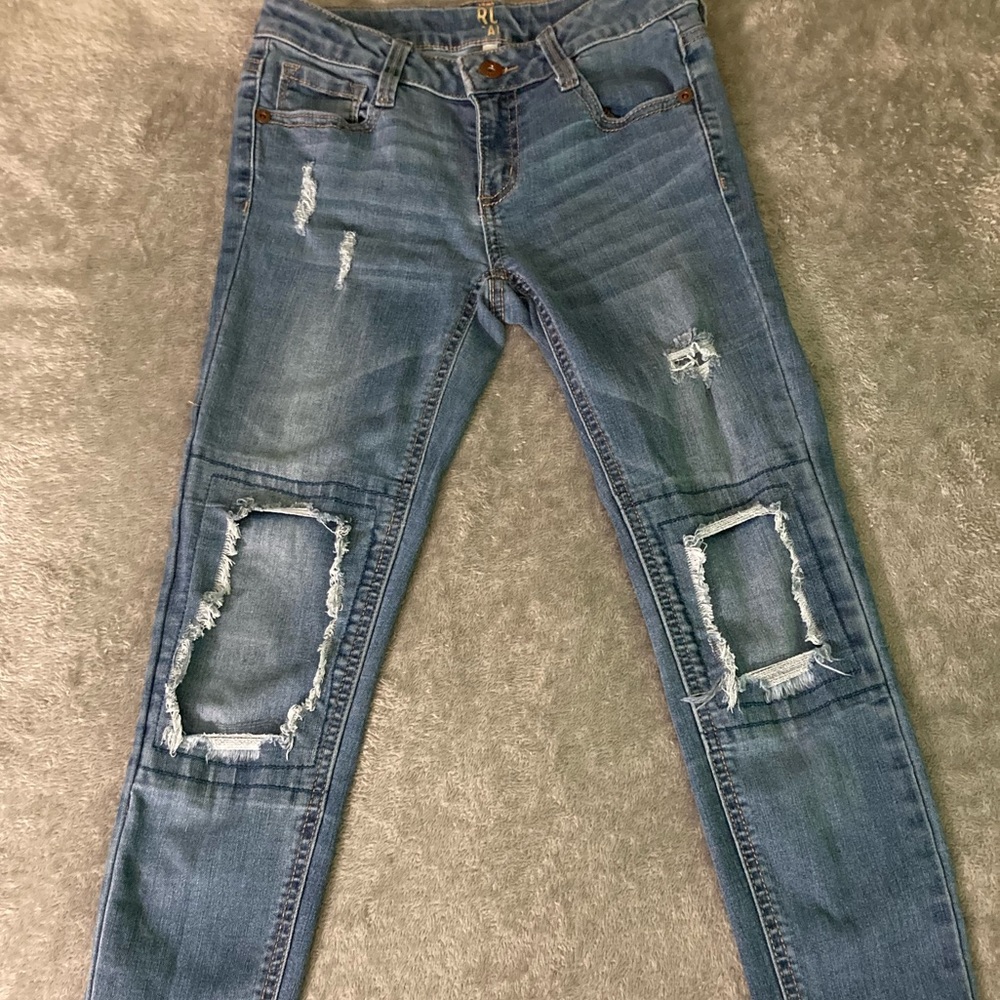 TRUE CRAFT Distressed Knee Girl Jeans